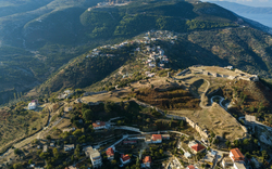 Luftaufnahme der Burg Kanine in Vlora,Albanien (Albanische Burg),