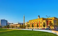 Kulturpalast, Tirana