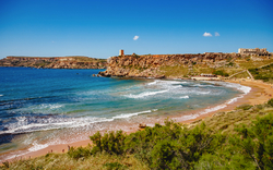 Golden Bay im Norden Maltas