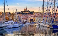 Yachten im alten Hafen von Marseille, Frankreich
