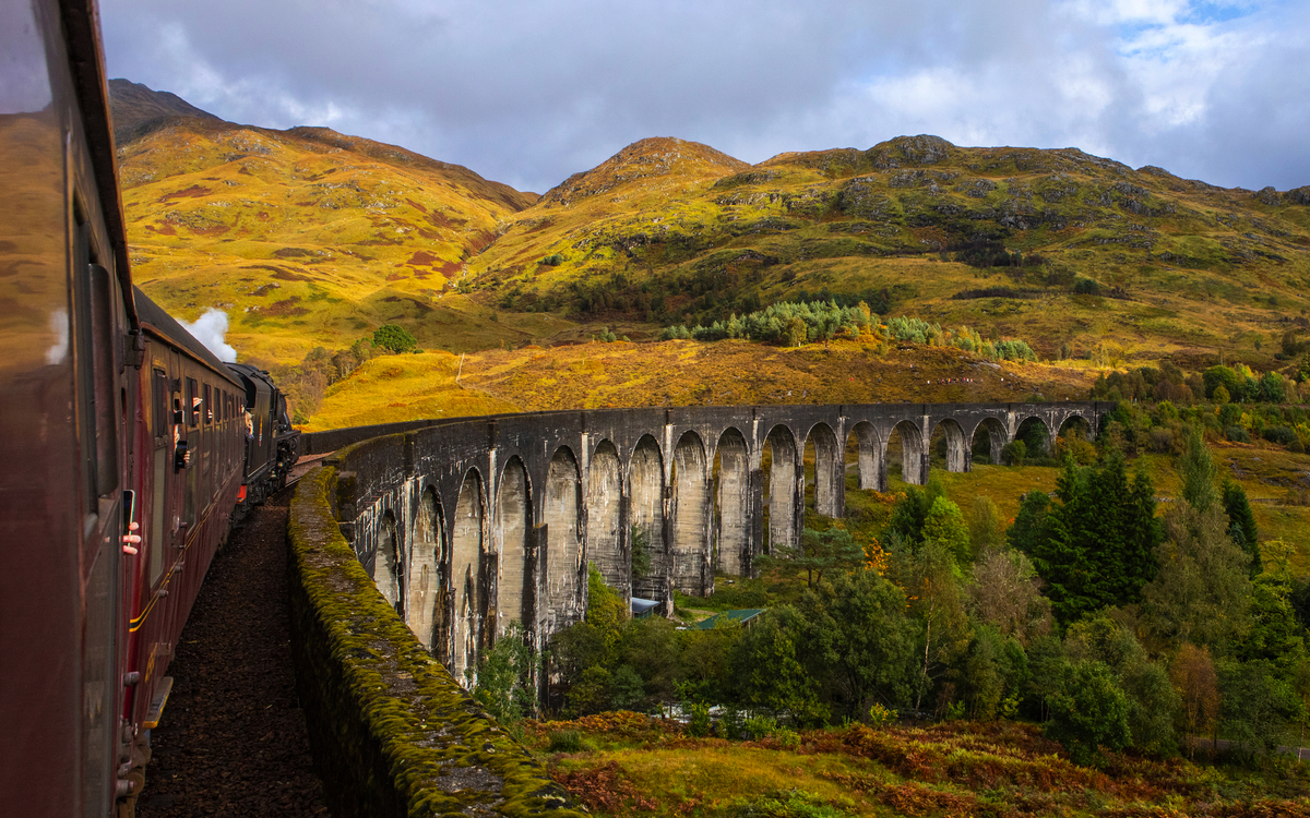 Glenfinnan-Viadukt - Teilstrecke der  est Highland Line