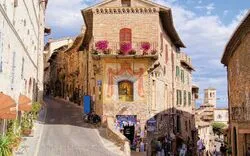 Straße in Assisi