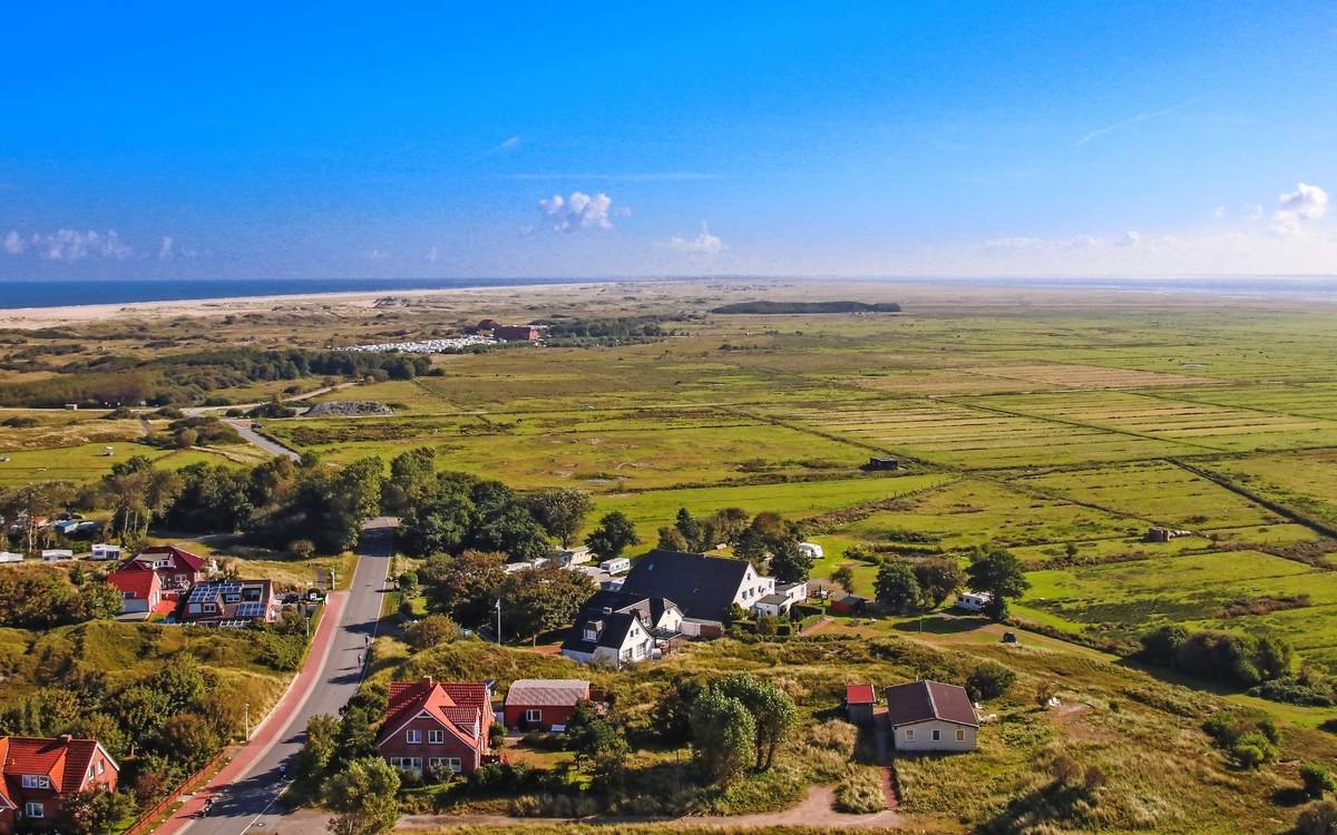 Leuchtturmblick auf die Insel Norderney