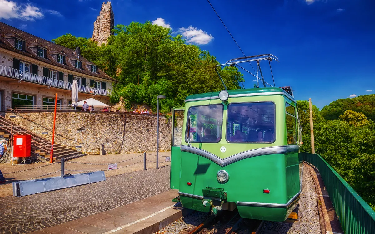 Drachenfelsbahn in Königswinter