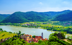 Luftbild von Dürnstein in der Wachau