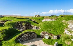 Skara Brae, eine jungsteinzeitliche Siedlung auf Orkney, einem Archipel in Schottland