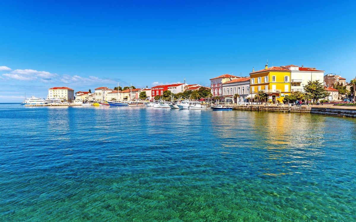 Porec Stadt und Hafen