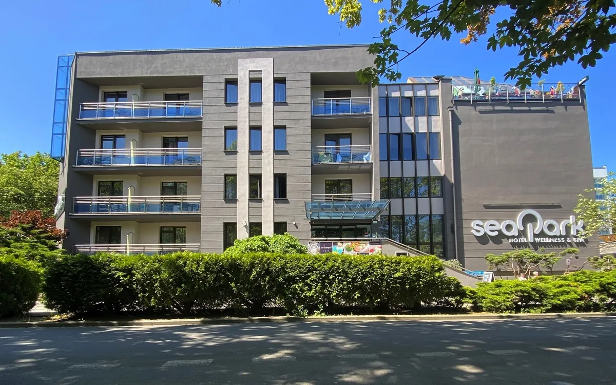 Hotel Poznanianka Außenansicht