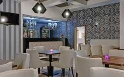 Lobby-Bar
