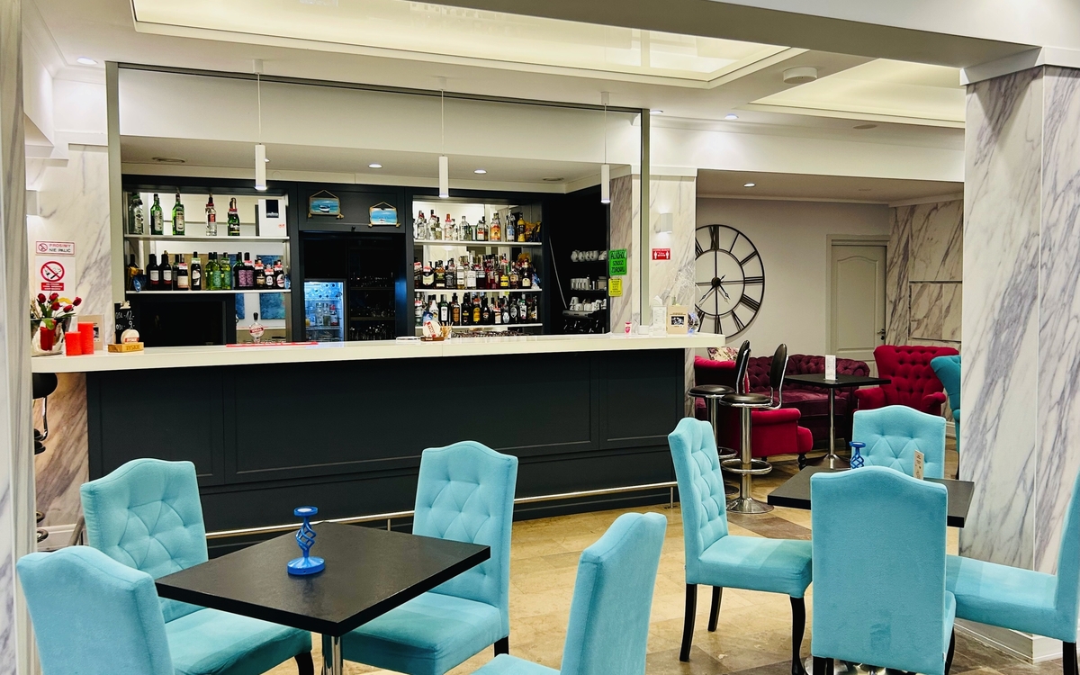 Café- & Lobby-Bereich