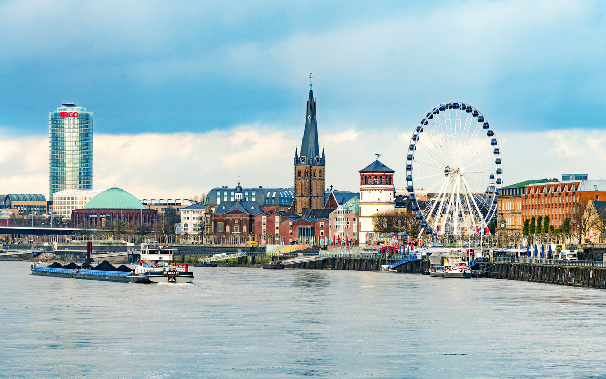 Rheinpromenade in Düsseldorf