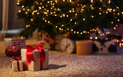 Geschenke unterm Baum