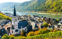 Heilig Kreuz Kirche in Assmannshausen, Deutschland