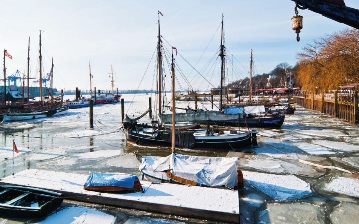 Hamburger Hafen im Winter