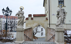 Heiligenfiguren in Brünn