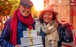 Gäste beim Weihnachtsshopping