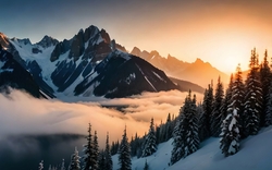 Bergkette mit schneebedeckten Gipfeln in der Schweiz