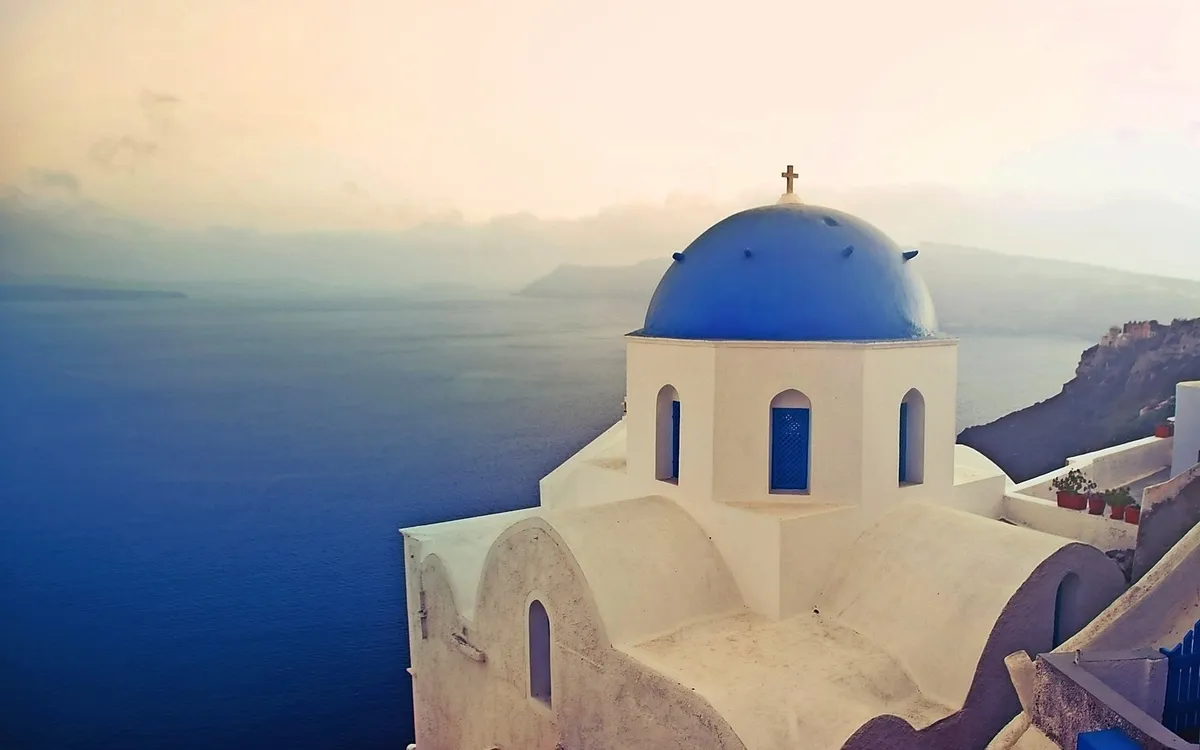Santorin im Ägäischen Meer in Griechenland