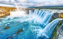 Goðafoss-Wasserfall auf Island