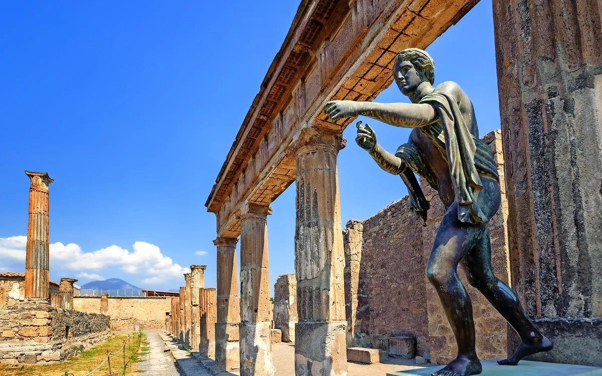 Ruinen des Apollo Tempels in Pompeji