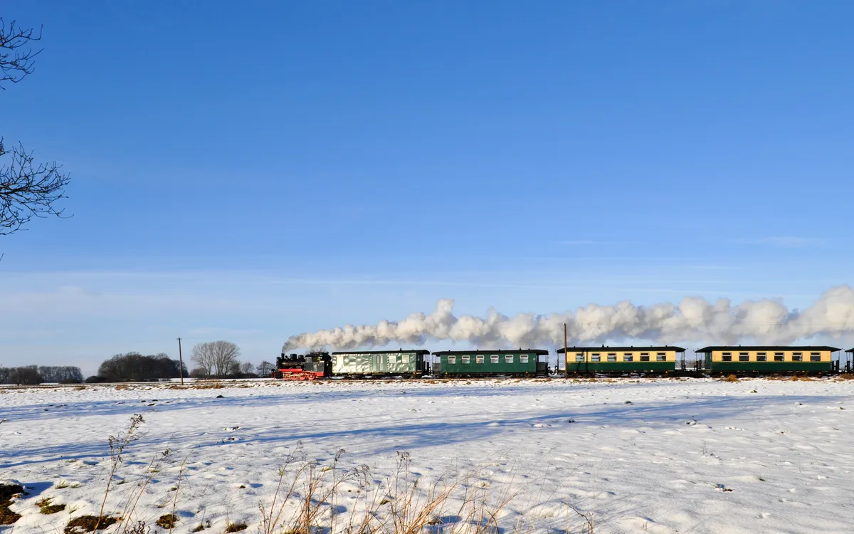 Rasender Roland bei Putbus auf Rügen