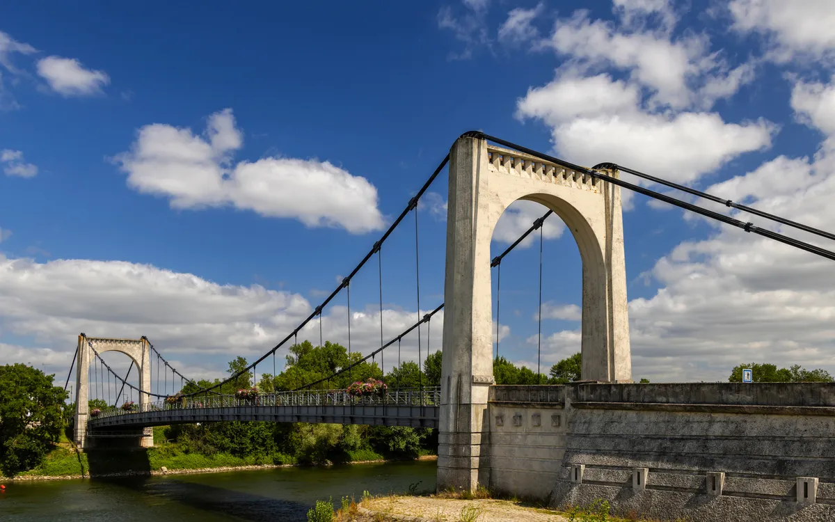 Hängebrücke über die Loire in Chalonnes-sur-Loire, Frankreich