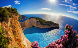 Strand von Navagio auf der griechischen Insel Zakynthos