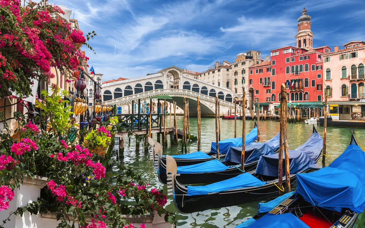 Rialto Brücke in Venedig