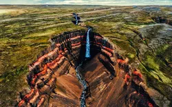 Hengifoss-Wasserfall - der vierthöchste Wasserfall Islands