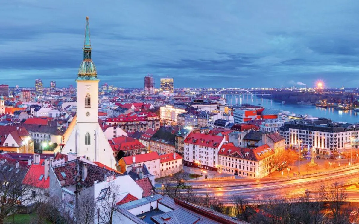 Bratislava bei Nacht