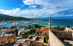 Blick auf Cesme von der Burg Çeşme 