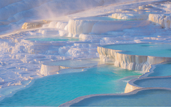 Pamukkale - die weißen Terrassen der Türkei 