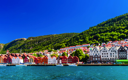 bunte Häuser im historischen Viertel Bryggen in Bergen
