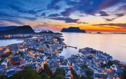 Alesund bei Sonnenuntergang