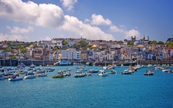 Hafen von Saint Peter auf Guernsey