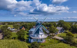 Windmühle von Borgsum auf der Insel Föhr