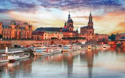 Panorama von Dresden bei Sonnenuntergang