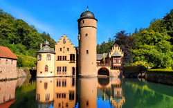 Schloss Mespelbrunn in Deutschland