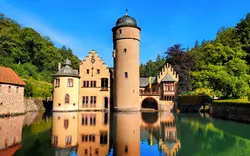 Schloss Mespelbrunn in Deutschland