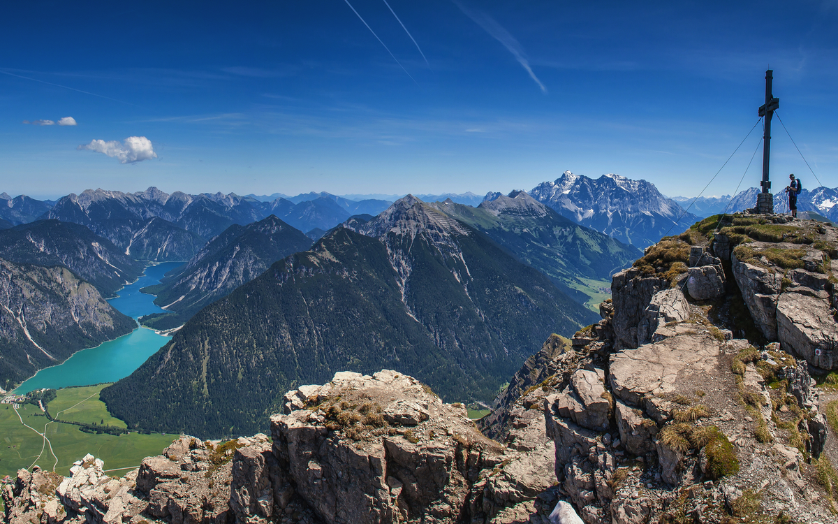 der 2341m hohe Thaneller in den östlichen Lechtaler Alpen in Tirol, Österreich