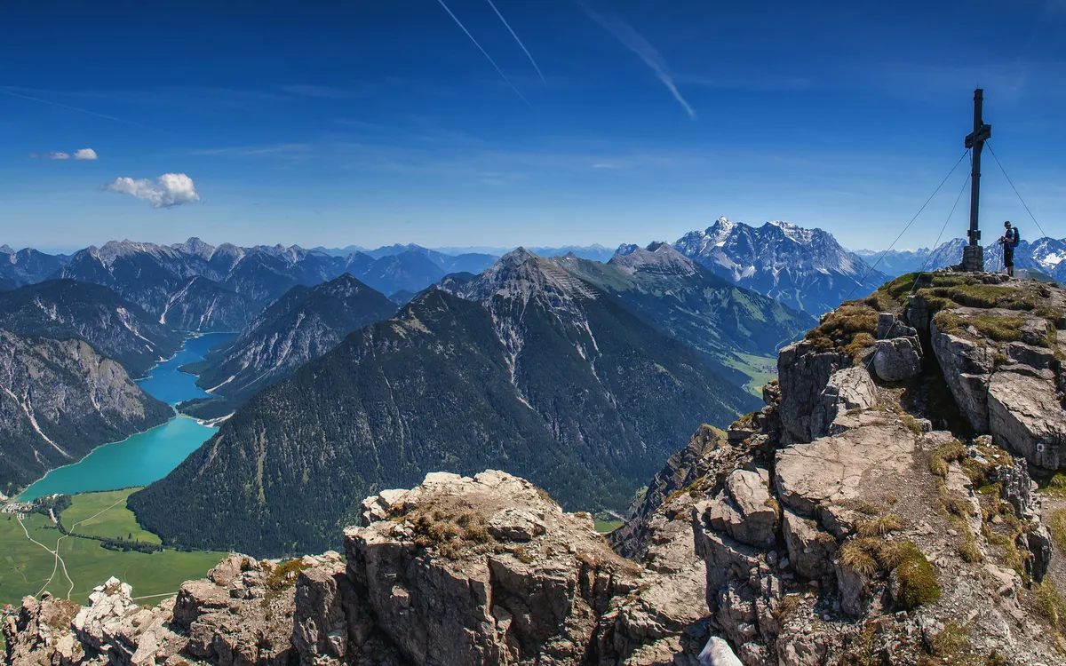 der 2341m hohe Thaneller in den östlichen Lechtaler Alpen in Tirol, Österreich