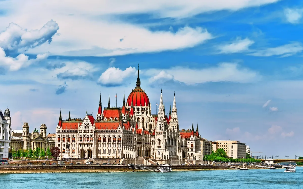 Ungarisches Parlament in Budapest