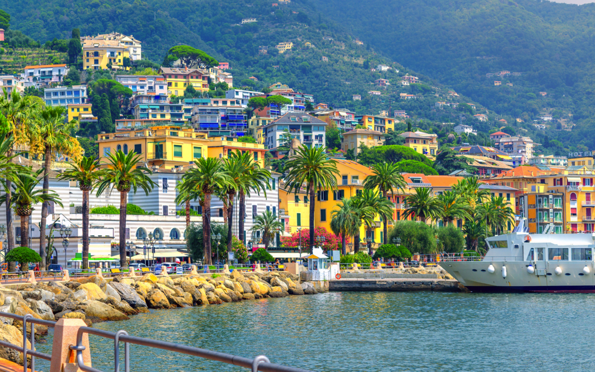 Altstadt und Hafen von Portoferraio auf der Insel Elba