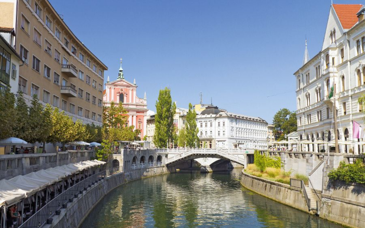 Tromostovje Brücke in Ljubljana
