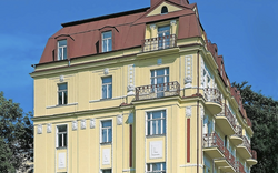 Kurhotel Health Spa Resort Hvezda - Haus-Neapol Außenansicht