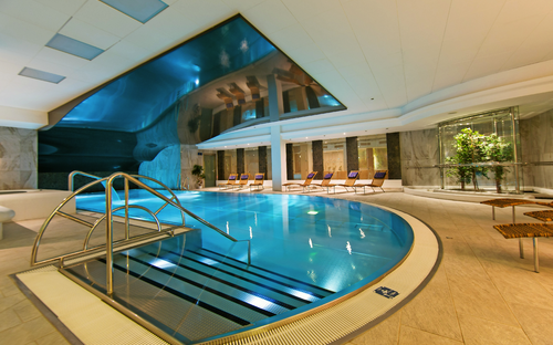 Spa Hotel Thermal Innenbecken