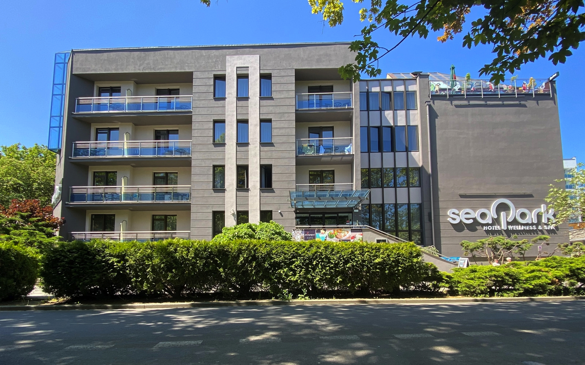 Hotel Poznanianka Außenansicht